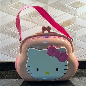Vintage Hello Kitty Pocketbook AM/FM Stereo CD Player